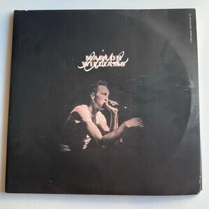 Vinyl for parts only! 2 LP is swapped. Marlon Williams live.